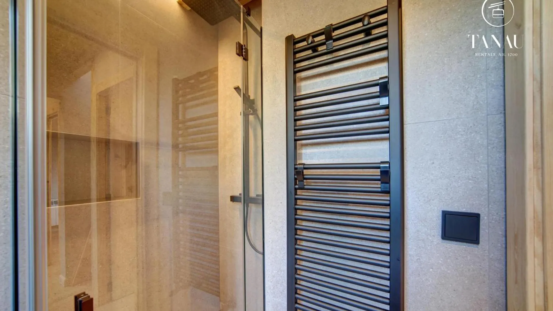 Tanau-Rentals El Ciervo Naut Aran Apartment