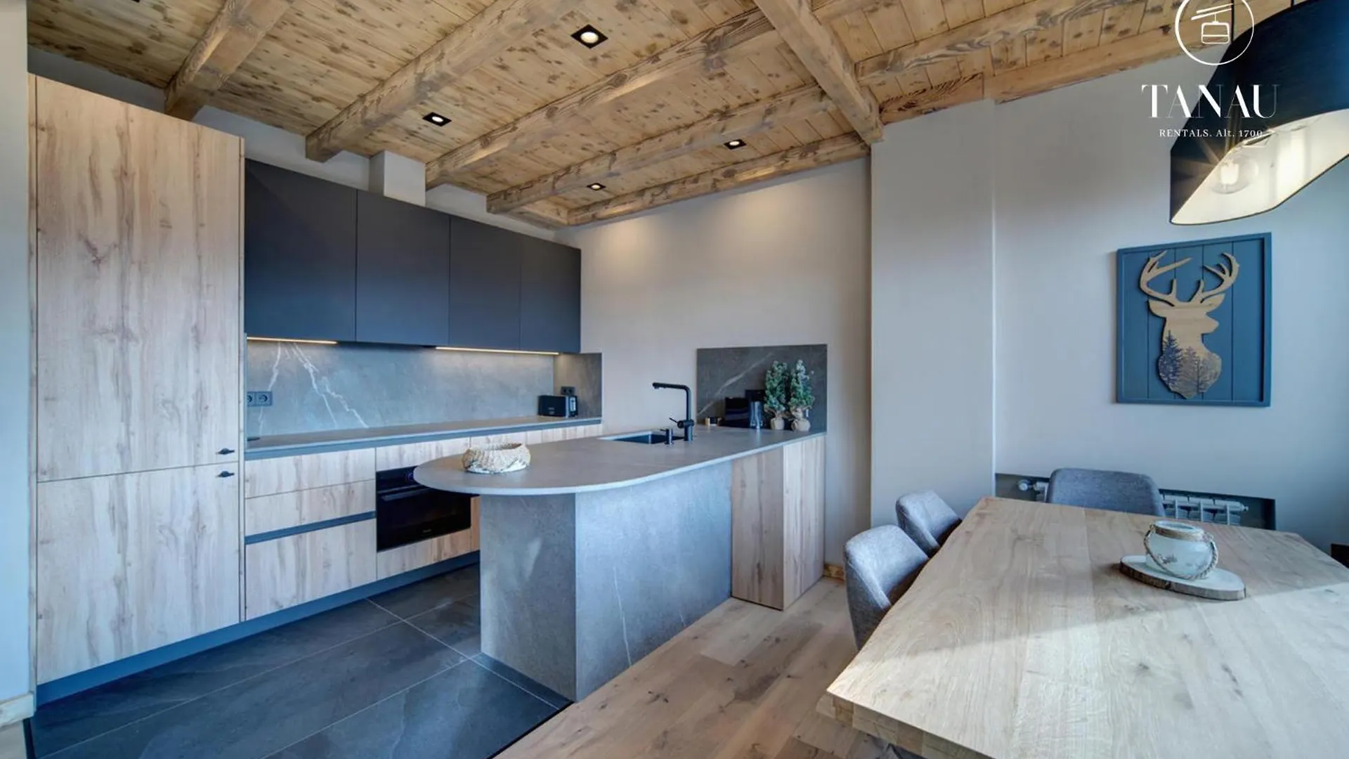 Tanau-Rentals El Ciervo Naut Aran Apartment